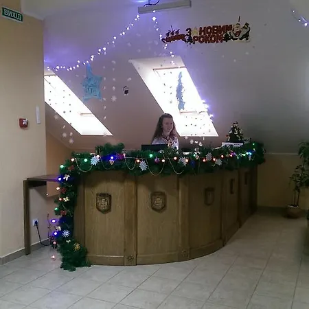 호스텔 Mini-hotel Na Pidgradskiy 우주고로트